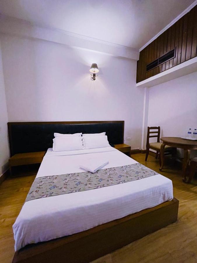 Hotel Tragopan Dimāpur Zewnętrze zdjęcie