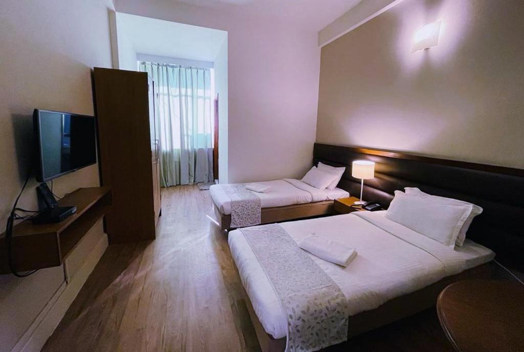 Hotel Tragopan Dimāpur Zewnętrze zdjęcie